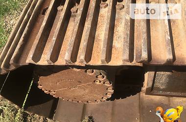 Гусеничный экскаватор Komatsu PC 2004 в 