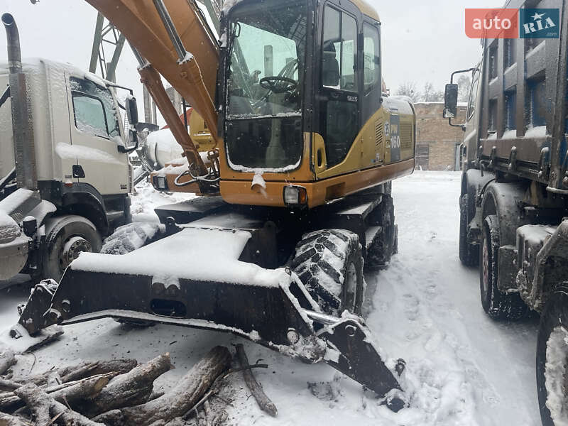 Колесный экскаватор Komatsu PW 2008 в Киеве