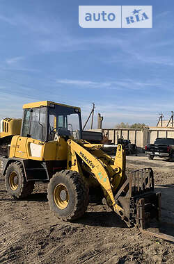 Фронтальный погрузчик Komatsu WA 2002 в 