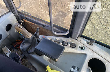 Фронтальный погрузчик Komatsu WA 2002 в 