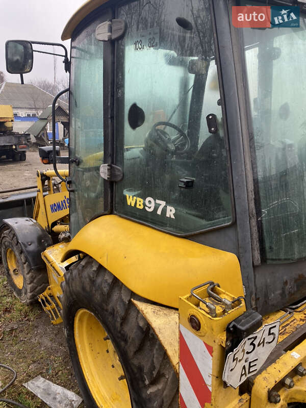 Екскаватор навантажувач Komatsu WB 2007 в Дніпрі