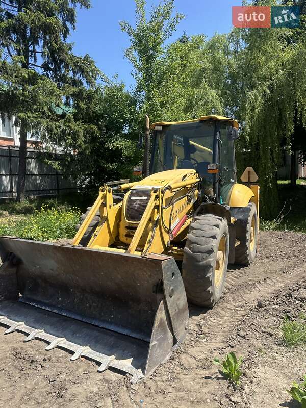 Komatsu WB 2011