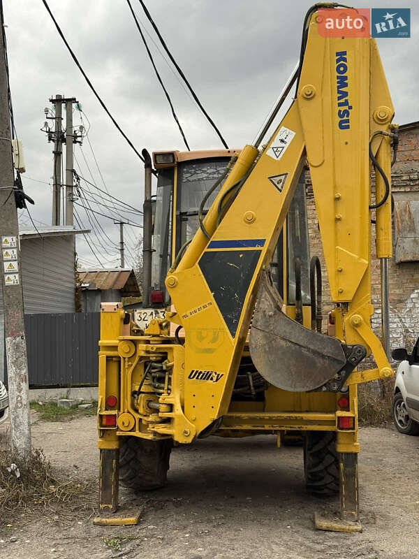 Экскаватор погрузчик Komatsu WB 2004 в Киеве фото 3 Экскаватор погрузчик Komatsu WB 2004 в Киеве