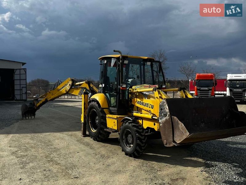 Екскаватор навантажувач Komatsu WB 2007 в Єрках