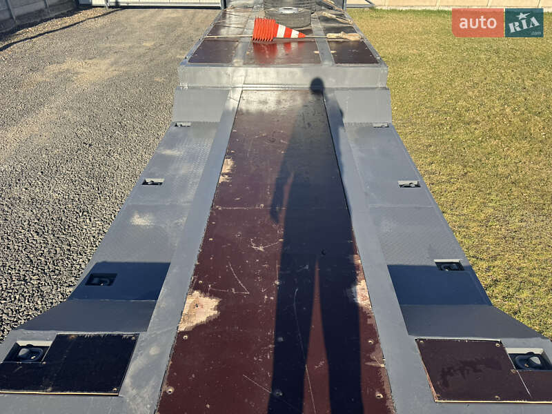 Низкорамна платформа Kotschenreuther SCT 3 2013 в Ковелі