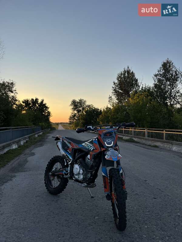 Мотоцикл Внедорожный (Enduro) Kovi 250 Advance 2025 в 