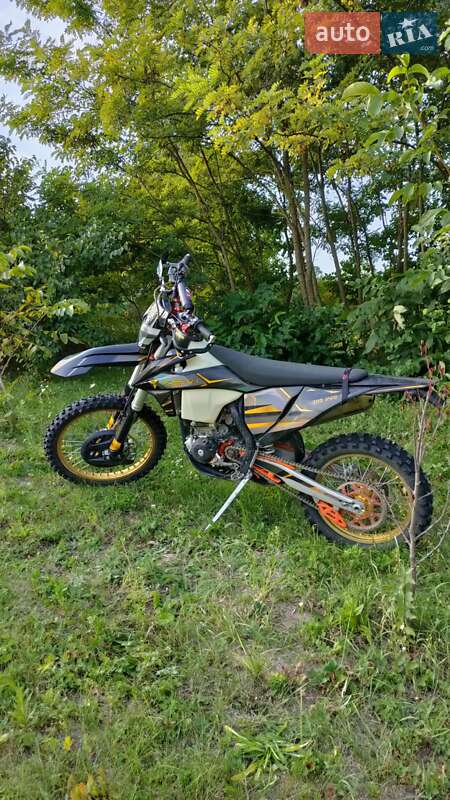 Мотоцикл Позашляховий (Enduro) Kovi 300 Pro S 2024 в Рівному фото Мотоцикл Позашляховий (Enduro) Kovi 300 Pro S 2024 в Рівному