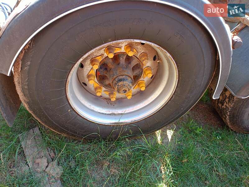 Контейнеровоз полуприцеп Kraker CF 300 1990 в Виннице