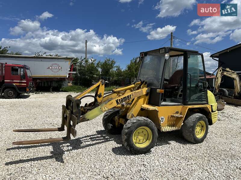 Фронтальні навантажувачі Kramer 320 2000 в 