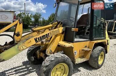 Фронтальні навантажувачі Kramer 320 2000 в 