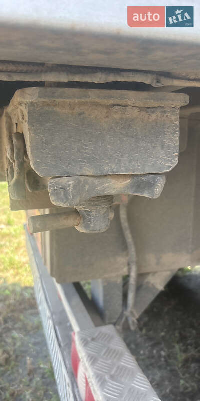 Зерновоз - полуприцеп Kromhout 3-CON-12-27 1999 в Попельне фото 5 Зерновоз - полуприцеп Kromhout 3-CON-12-27 1999 в Попельне