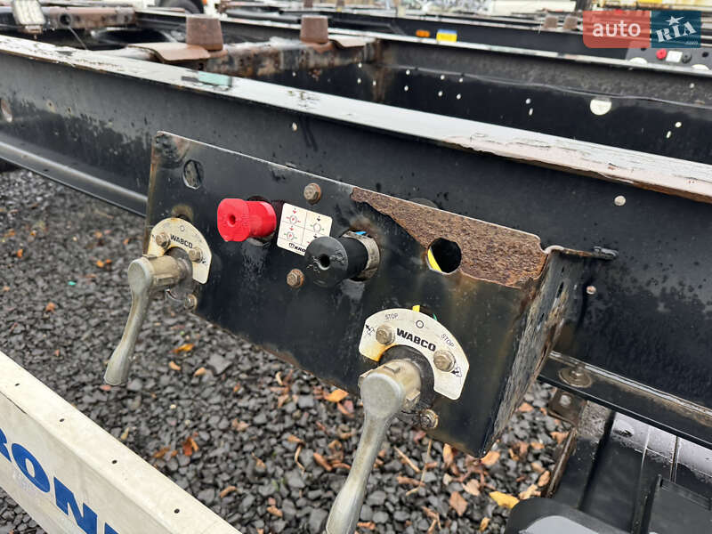 Контейнеровоз Krone AZ 2018 в Луцке