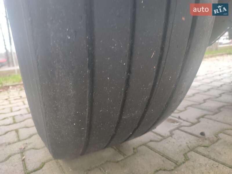 Контейнеровоз Krone BDF 2005 в Запорожье