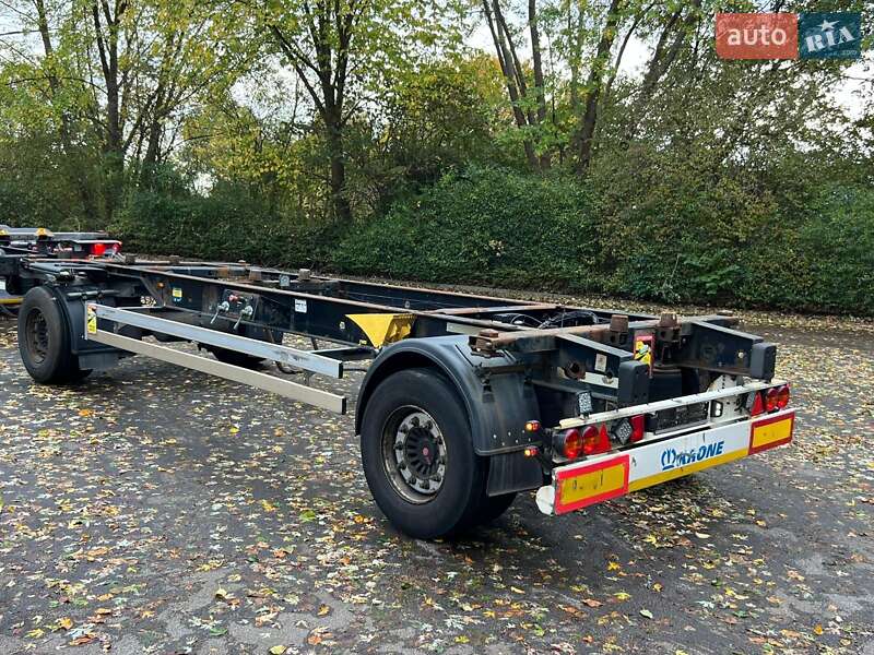 Контейнеровоз Krone BDF 2016 в Черновцах фото 3 Контейнеровоз Krone BDF 2016 в Черновцах