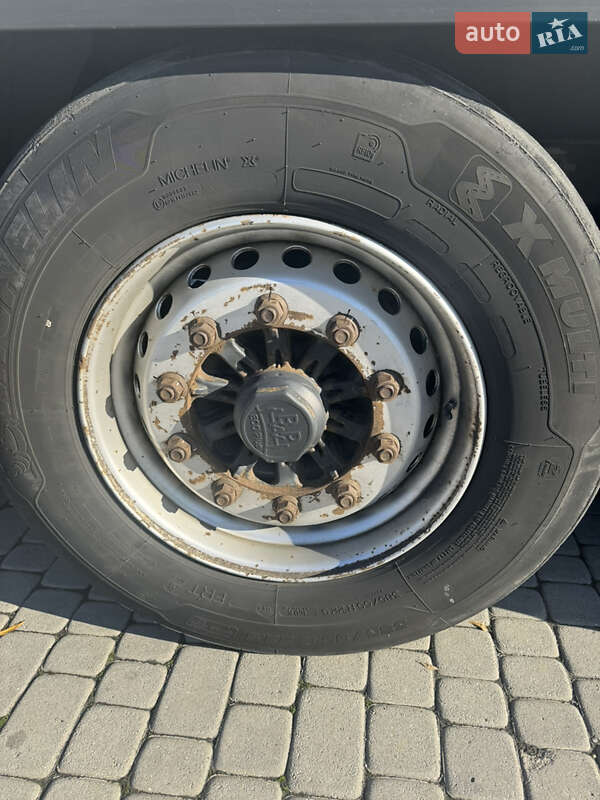 Ізотермічна будка Krone BPW 2012 в Мукачевому