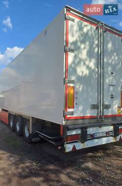Рефрижератор полуприцеп Krone Cool Liner 2006 в 
