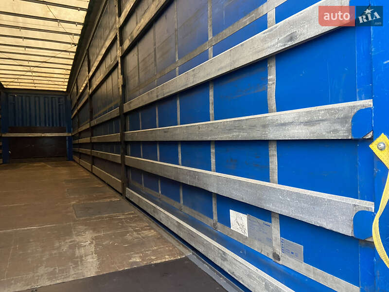 Тентованный борт (штора) - полуприцеп Krone Mega 2012 в Бучаче