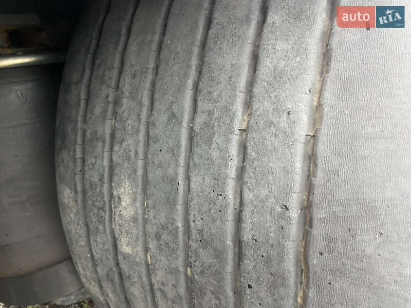 Тентованный борт (штора) - полуприцеп Krone Mega 2012 в Бучаче