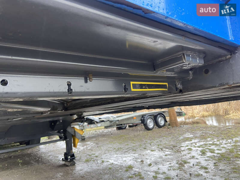 Тентованный борт (штора) - полуприцеп Krone Mega 2012 в Бучаче