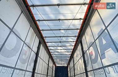 Тентованный борт (штора) - полуприцеп Krone Mega 2013 в Черновцах