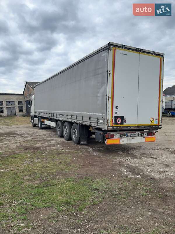 Тентований борт (штора) - напівпричіп Krone Profi Liner 2012 в Городку фото 8 Тентований борт (штора) - напівпричіп Krone Profi Liner 2012 в Городку