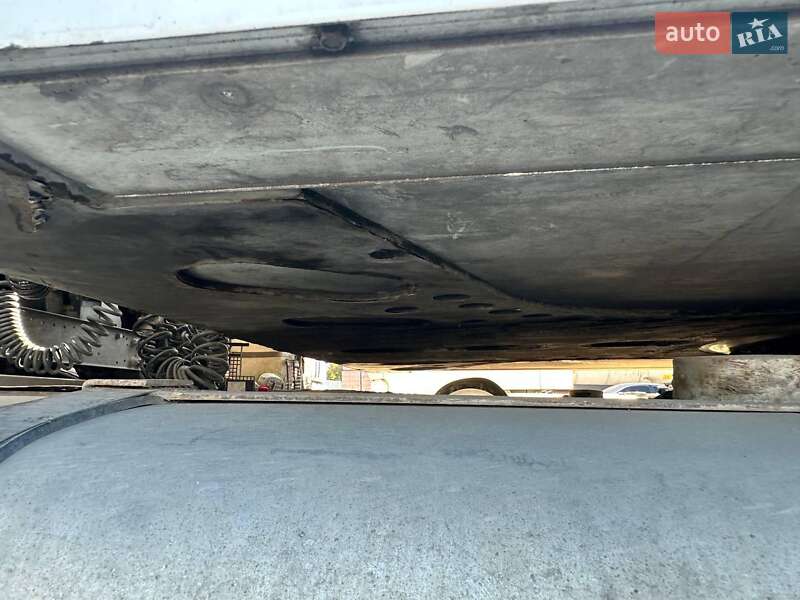 Рефрижератор напівпричіп Krone Profi Liner 2011 в Дніпрі