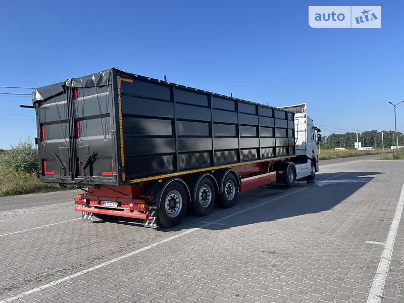 Зерновоз - напівпричіп Krone SAF 2007 в Рівному