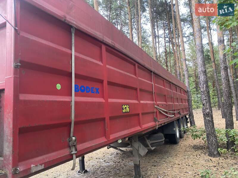 Зерновоз - полуприцеп Krone SAF 2002 в Ирпене