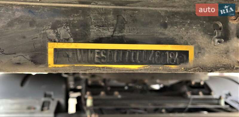 Тентований борт (штора) - напівпричіп Krone SD 27 2010 в Львові