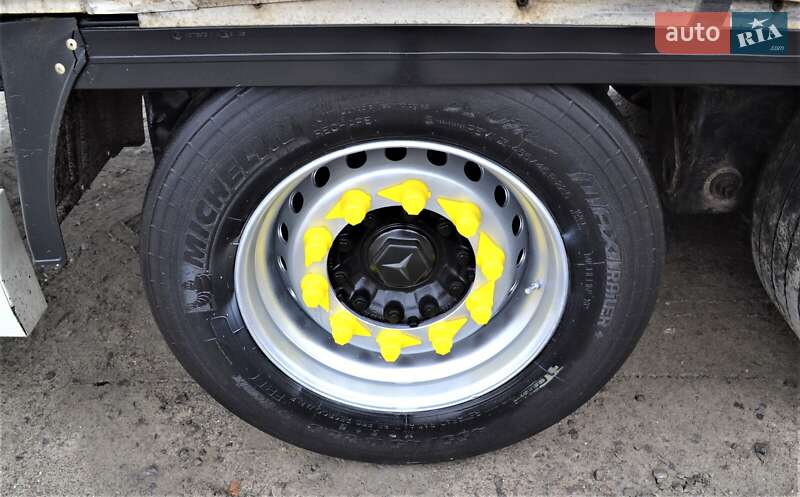 Тентований борт (штора) - напівпричіп Krone SD 27 2010 в Львові