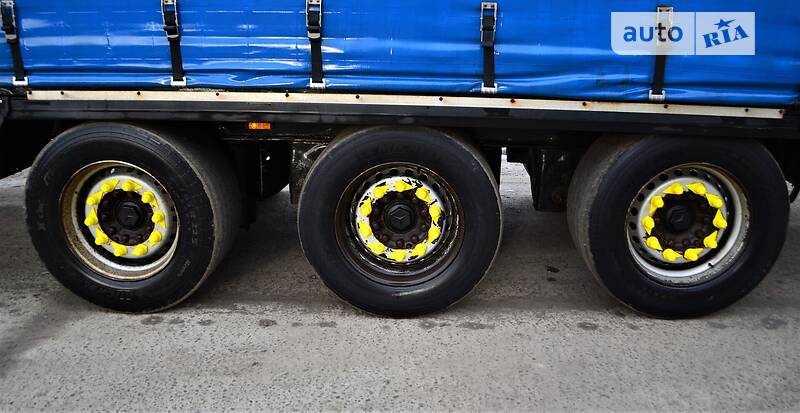 Тентованный борт (штора) - полуприцеп Krone SD 27 2011 в Львове