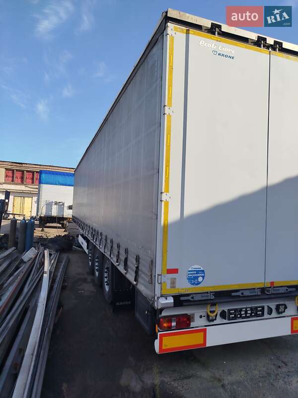 Тентованный борт (штора) - полуприцеп Krone SD 27 2011 в Запорожье фото 4 Тентованный борт (штора) - полуприцеп Krone SD 27 2011 в Запорожье