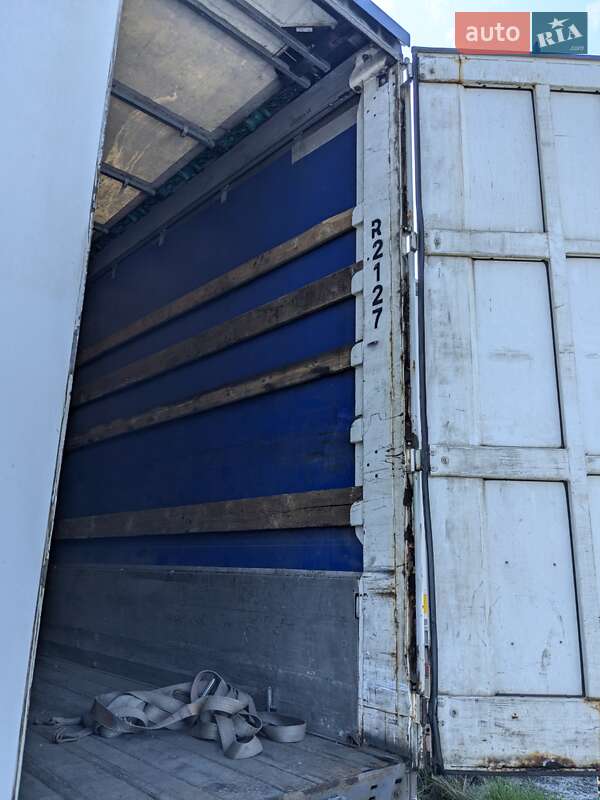 Тентованный борт (штора) - полуприцеп Krone SD 27 2010 в Рава-Русской