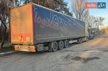 Тентований борт (штора) - напівпричіп Krone SD 27 2015 в Києві