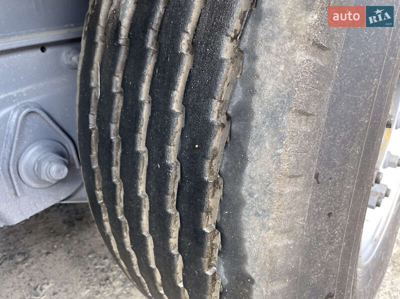 Тентований борт (штора) - напівпричіп Krone SD 2011 в Львові