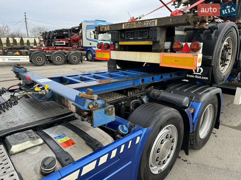 Контейнеровоз напівпричіп Krone SD 2008 в Одесі