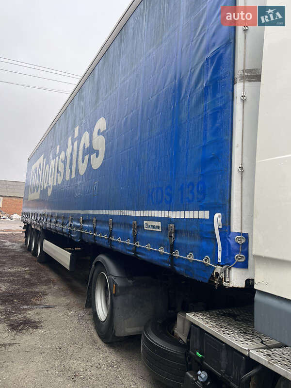 Тентований борт (штора) - напівпричіп Krone SD 2016 в Кременчуці