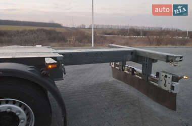 Контейнеровоз Krone SD 2011 в 
