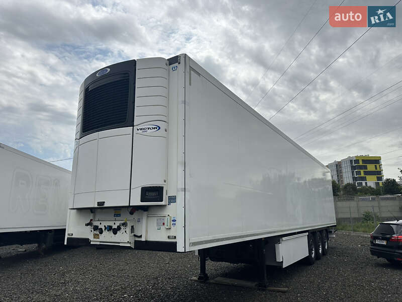 Рефрижератор полуприцеп Krone SD 2015 в Луцке