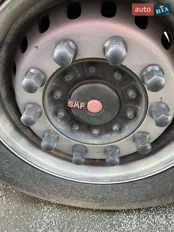 Тентованный борт (штора) - полуприцеп Krone SD 2015 в Иршаве