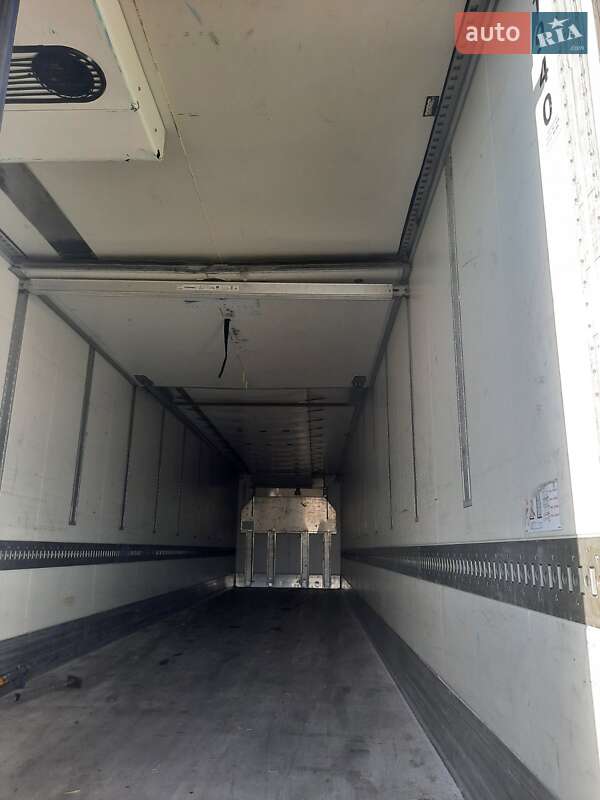 Рефрижератор полуприцеп Krone SD 2016 в Ровно