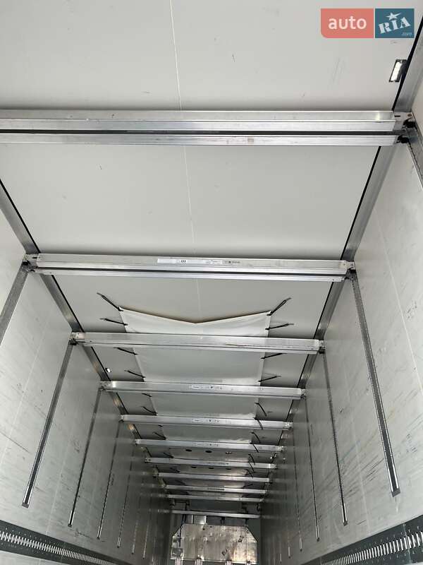 Рефрижератор напівпричіп Krone SD 2017 в Чернівцях