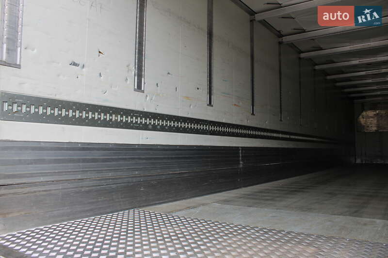 Рефрижератор полуприцеп Krone SD 2015 в Львове