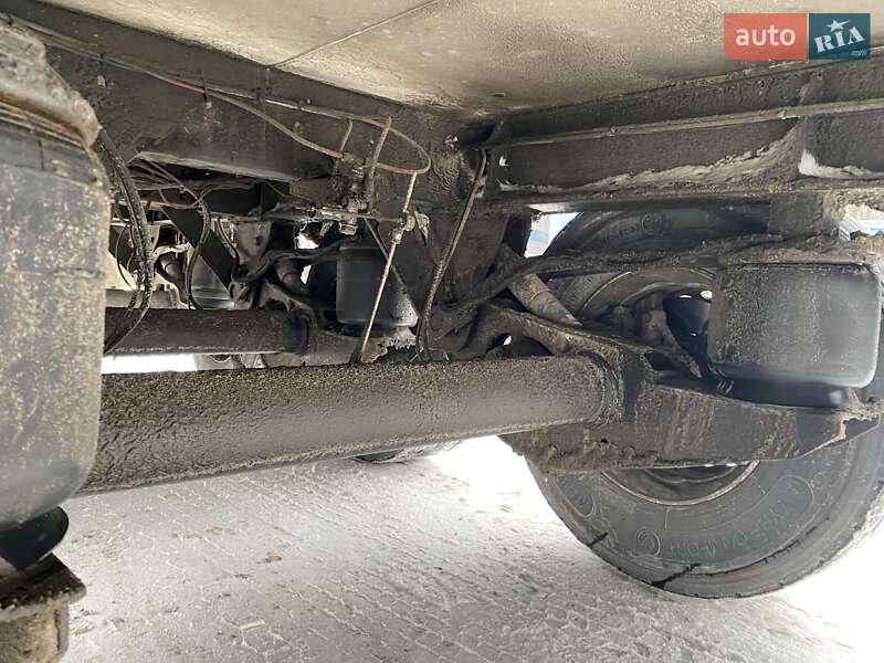 Рефрижератор напівпричіп Krone SD 2012 в Києві