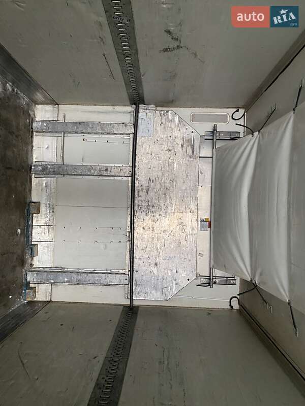 Рефрижератор напівпричіп Krone SD 2012 в Києві