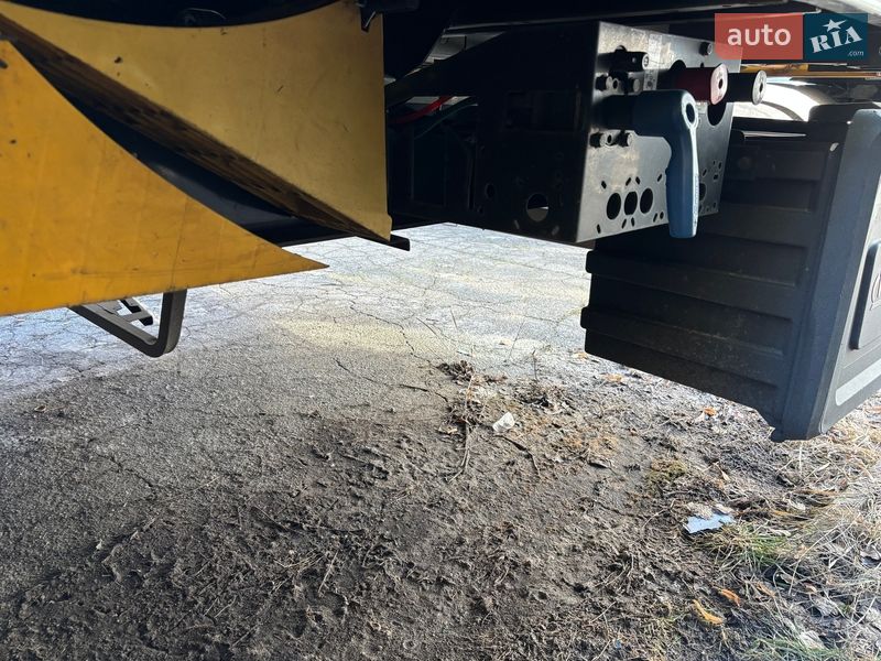 Фургон напівпричіп Krone SD 2017 в Києві