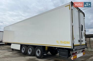Рефрижератор полуприцеп Krone SD 2017 в Черновцах