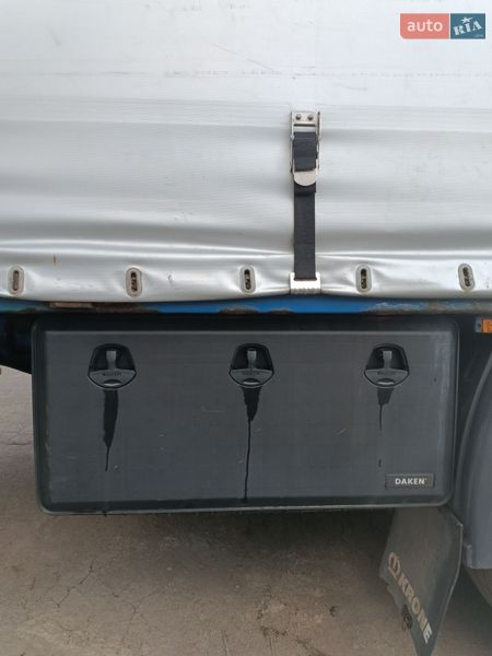 Тентованный борт (штора) - полуприцеп Krone SD 2012 в Виннице