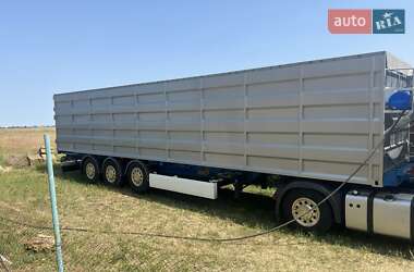 Контейнеровоз напівпричіп Krone SDC 27 2004 в Одесі