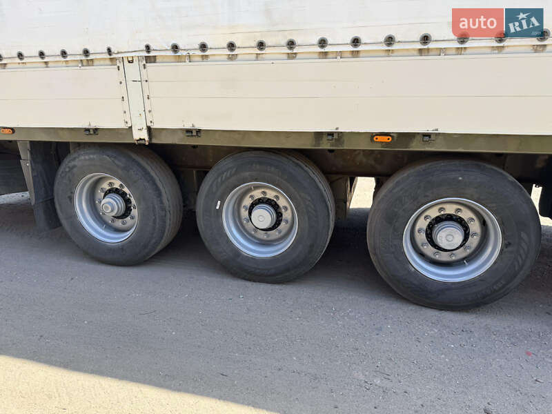Тентованный борт (штора) - полуприцеп Krone SDP 27 2001 в Мене